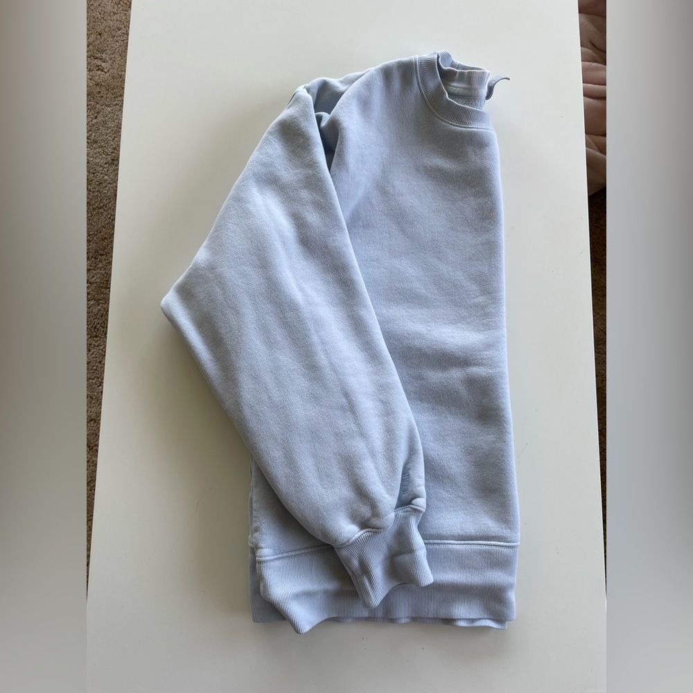 Aritzia TNA Sweatshirt